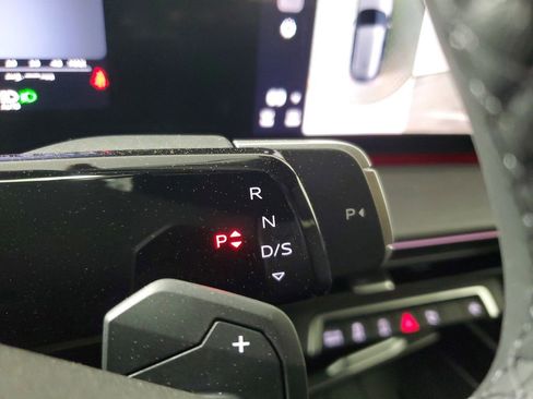 New 2026 Audi Q3 quattro 2.0T image 32