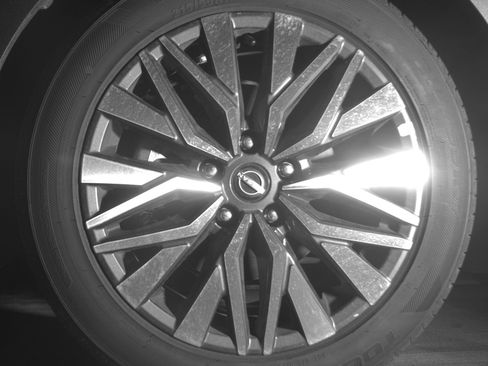 Used 2025 Nissan Altima 2.5 SV FWD image 12