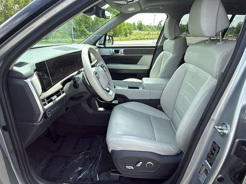 Certified 2024 Hyundai Santa Fe Limited AWD/4WD image 27