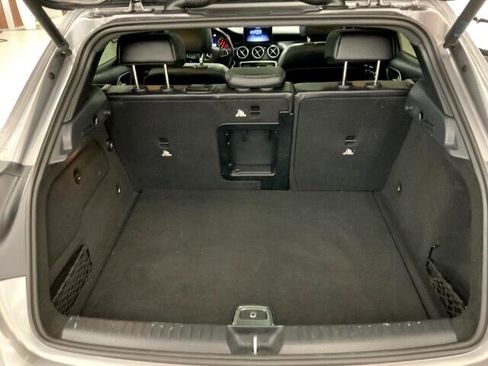 Used 2018 Mercedes-Benz GLA 250 GLA 250 4MATIC SUV image 32