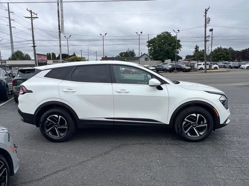 Certified 2023 Kia Sportage LX AWD/4WD image 4