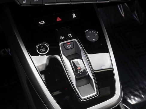 Certified 2024 Audi Q4 e-tron Premium Plus image 13