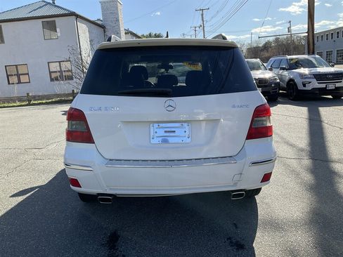 Used 2010 Mercedes-Benz GLK 350 4MATIC image 6