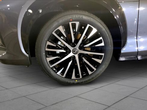New 2026 Lexus RZ 450e Premium image 11