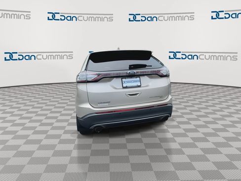 Used 2017 Ford Edge Titanium w/ Equipment Group 302A AWD/4WD image 7