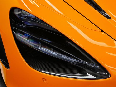 Used 2022 McLaren 720S Performance RWD image 42
