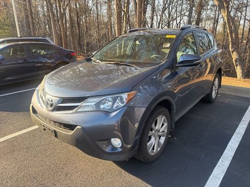 Used 2014 Toyota RAV4 Limited w/ Technology Package image 13