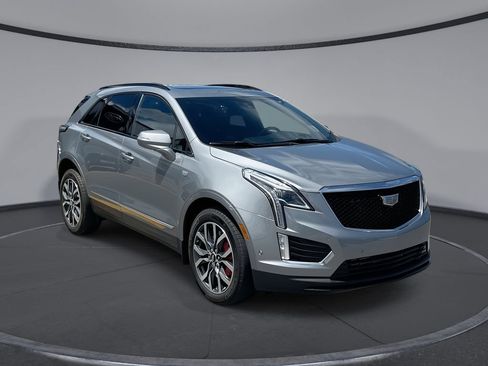 Used 2023 Cadillac XT5 Sportv w/ Technology Package AWD/4WD image 1