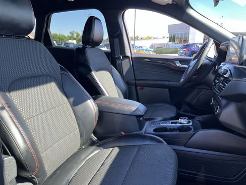 Used 2023 Ford Escape ST-Line Select image 25