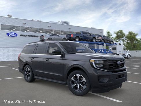 New 2026 Ford Expedition Active image 7