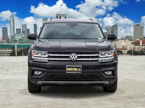 Used 2019 Volkswagen Atlas SE w/ Towing Package FWD image 2