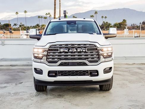 New 2026 RAM 2500 Limited AWD/4WD image 3
