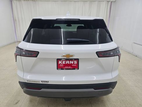 Used 2026 Chevrolet Equinox LT FWD image 16