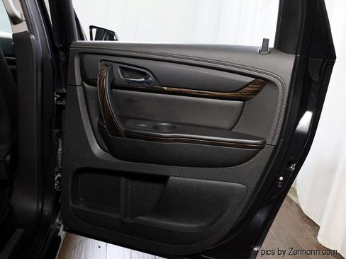 Used 2015 GMC Acadia Denali FWD image 32