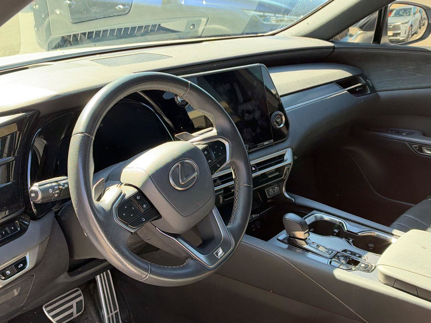 Used 2023 Lexus RX 350 F Sport w/ Accessory Package AWD/4WD image 12