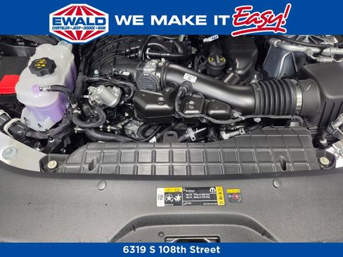 New 2025 Jeep Grand Cherokee L Limited image 24