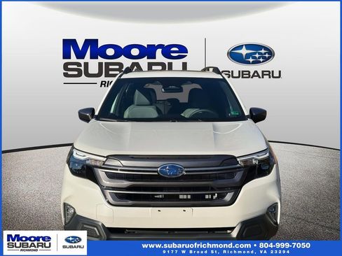 Used 2026 Subaru Forester Premium AWD/4WD image 6