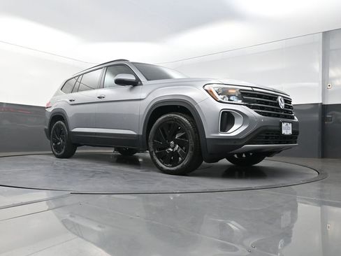 New 2026 Volkswagen Atlas SE AWD/4WD image 21