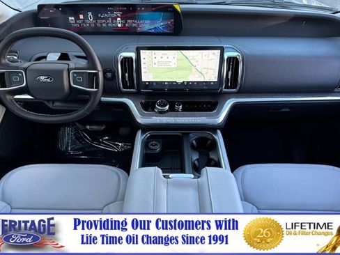 New 2026 Ford Expedition Platinum image 13