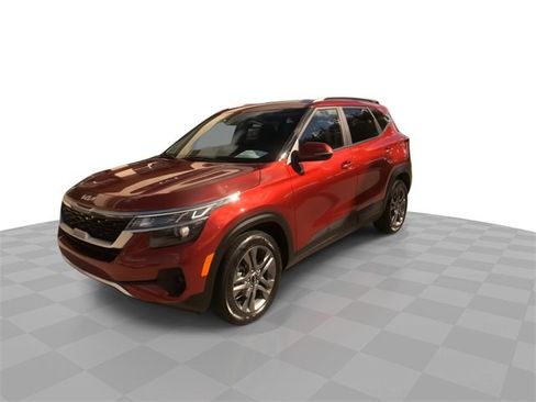 Used 2023 Kia Seltos S image 6