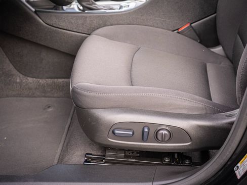 Used 2024 Chevrolet Malibu LT w/ Midnight Edition FWD image 12
