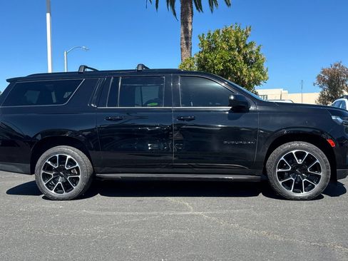 Used 2021 Chevrolet Suburban RST AWD/4WD image 4