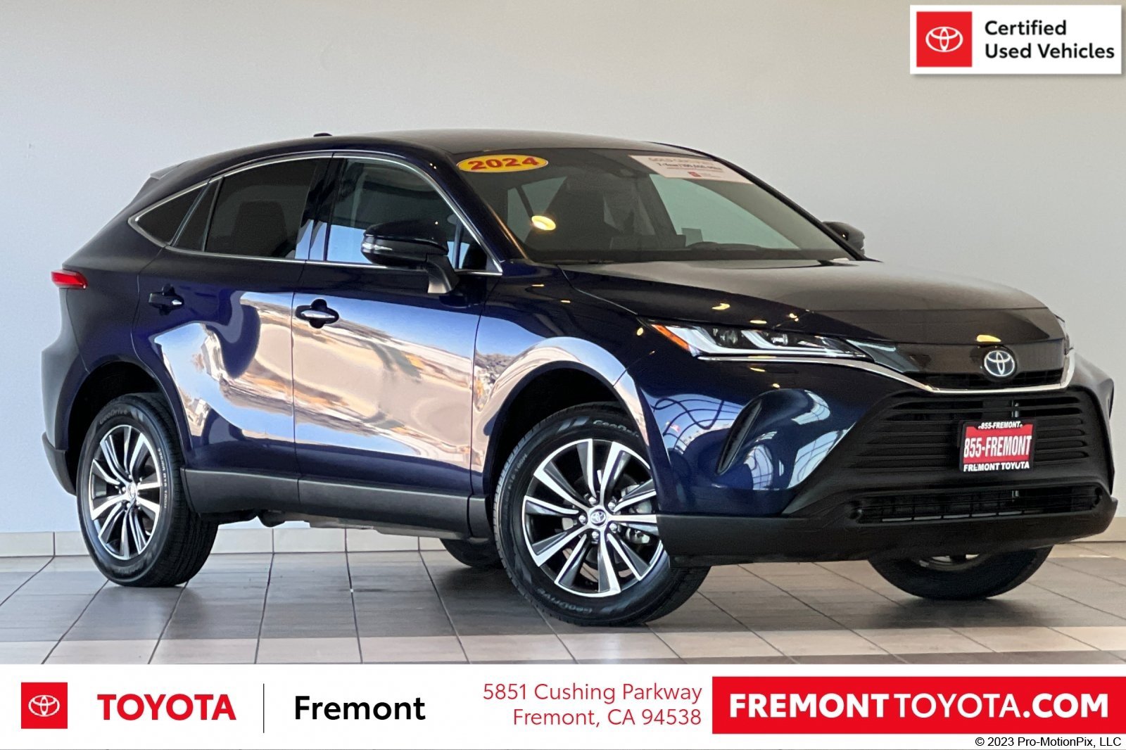 Certified 2024 Toyota Venza LE AWD/4WD image 1