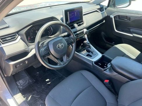 Used 2024 Toyota RAV4 LE AWD/4WD image 12
