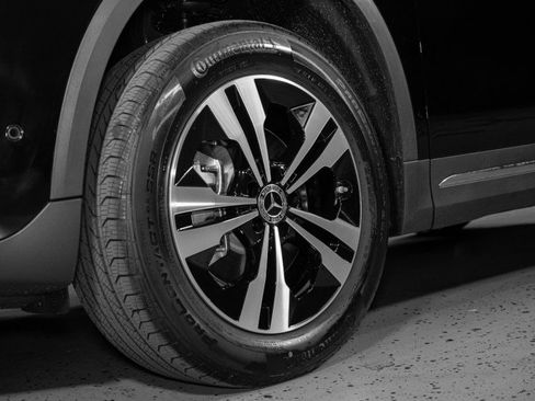 New 2026 Mercedes-Benz GLA 250 4MATIC image 26