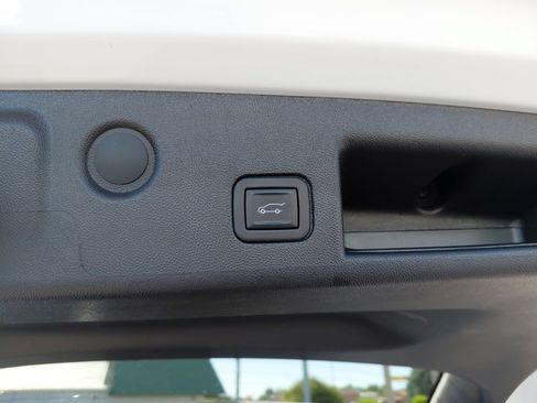 Used 2024 Chevrolet Equinox LT AWD/4WD image 26