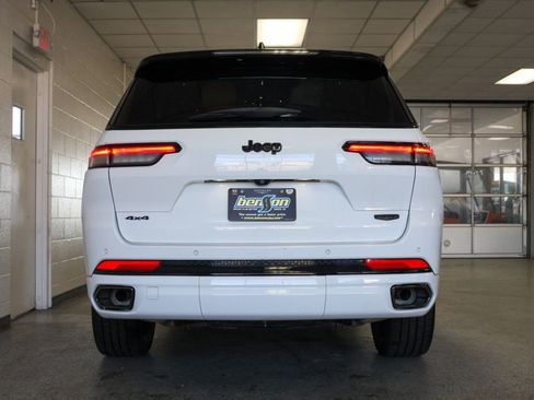 Certified 2024 Jeep Grand Cherokee L Summit AWD/4WD image 6