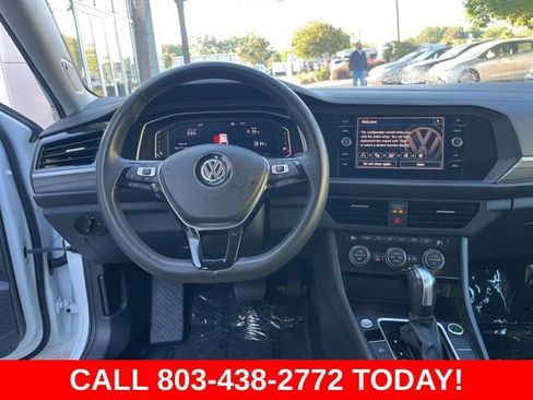 Used 2020 Volkswagen Jetta SEL FWD image 18