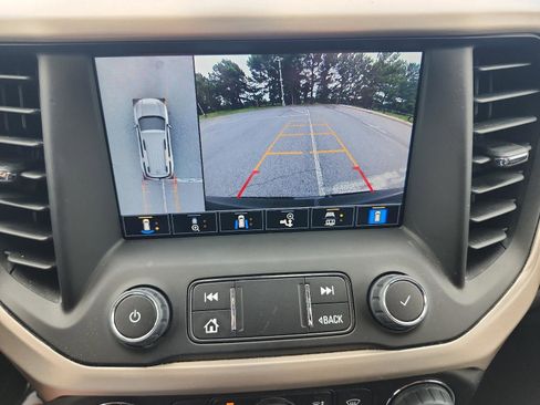 Certified 2023 GMC Acadia Denali w/ Denali Ultimate Package FWD image 18