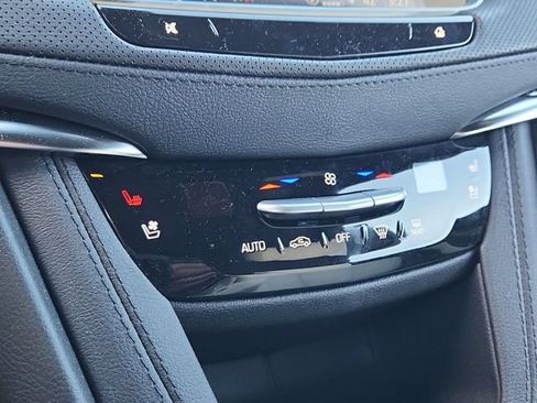 New 2026 Cadillac XT5 Sportv AWD/4WD image 17