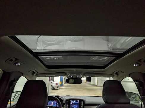 New 2026 Volvo XC40 B5 Ultra w/ Protection Package Premier image 13