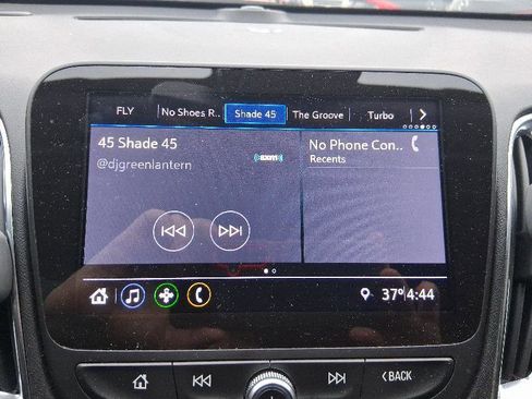 Used 2020 Chevrolet Malibu LT image 38