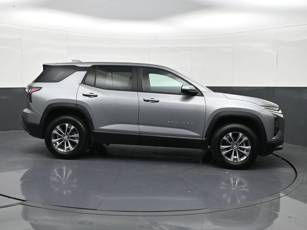Certified 2026 Chevrolet Equinox LT AWD/4WD image 6