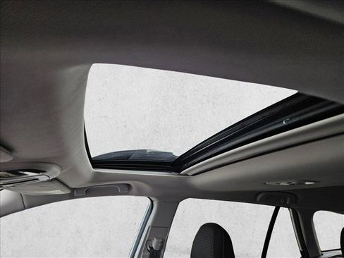 Used 2024 Subaru Outback Premium w/ Popular Package #1A image 16