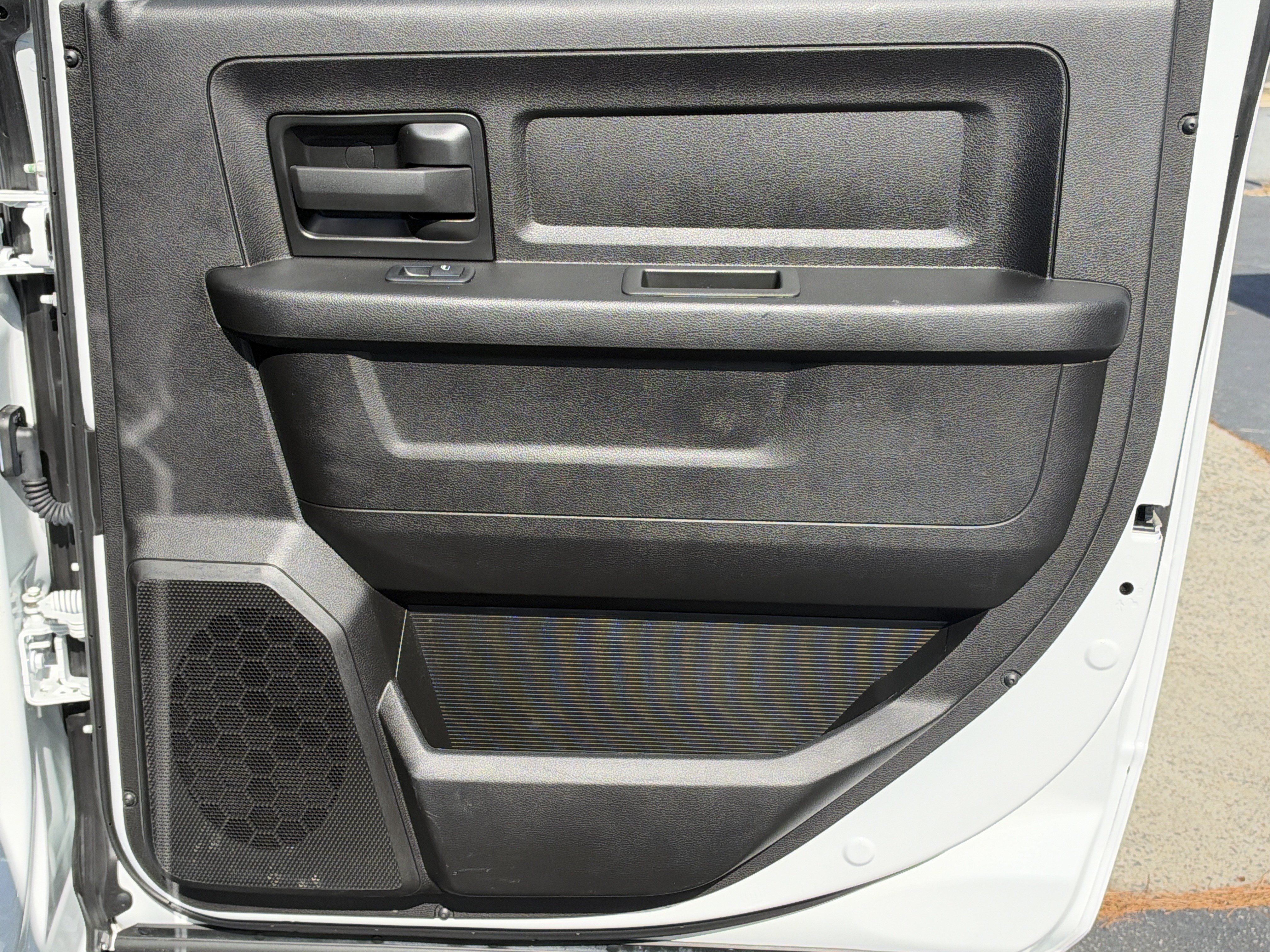 Used 2022 RAM 2500 Tradesman w/ Chrome Appearance Group RWD image 19