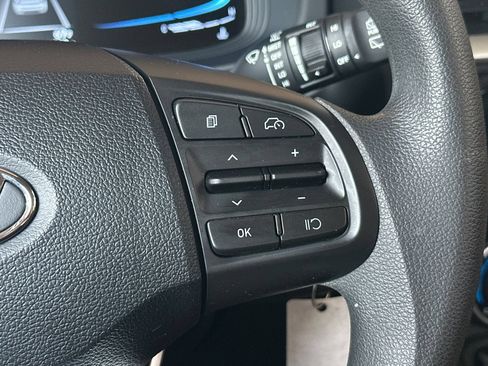 Certified 2026 Hyundai Venue SE FWD image 30