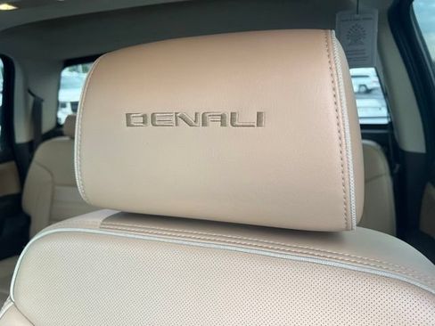 Used 2018 GMC Sierra 1500 Denali w/ Denali Ultimate Package AWD/4WD image 32