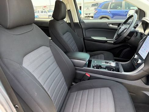 Used 2022 Ford Edge SE w/ Black Appearance Package AWD/4WD image 25
