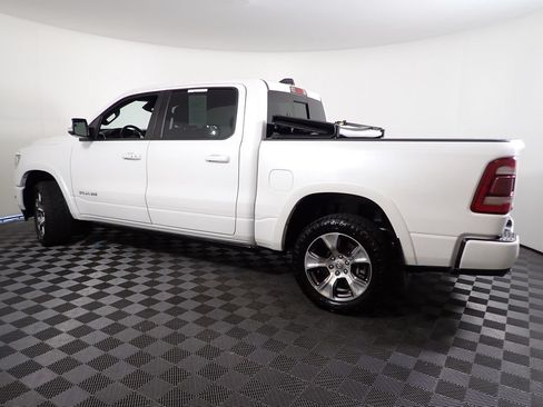 Used 2022 RAM 1500 Laramie AWD/4WD image 11