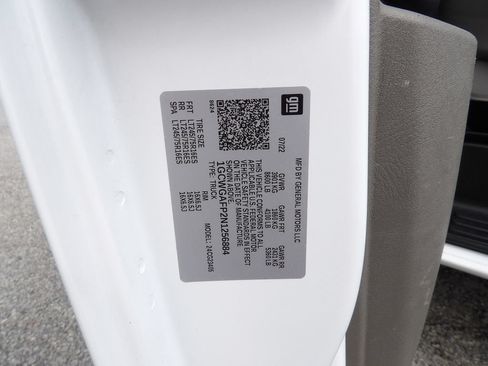 Used 2022 Chevrolet Express 2500 w/ Driver Convenience Package RWD image 55
