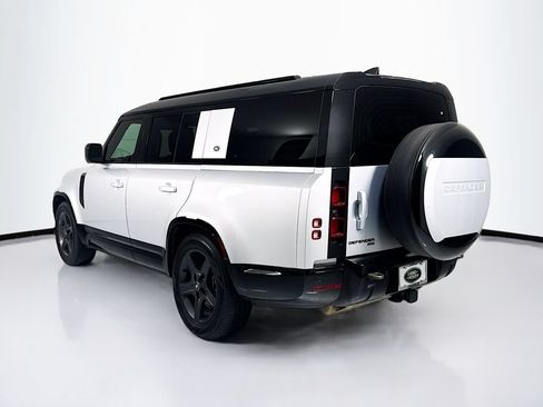 Used 2023 Land Rover Defender 130 X-Dynamic SE AWD/4WD image 7