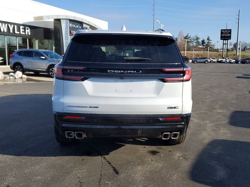 New 2026 GMC Acadia Denali Ultimate image 5