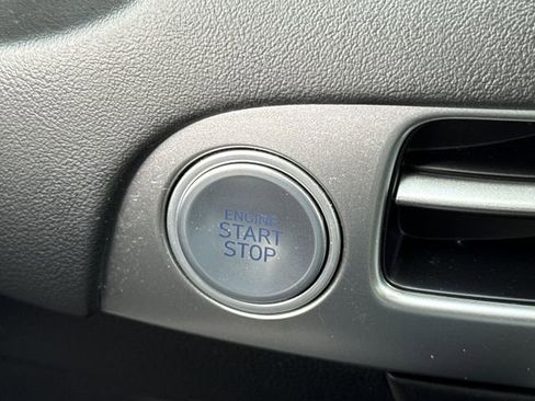 Used 2024 Hyundai Palisade Limited image 39