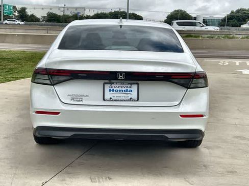 Used 2023 Honda Accord EX image 6