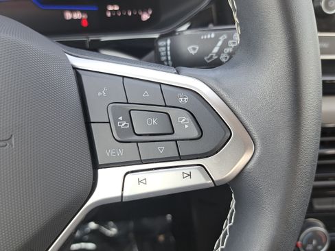 Certified 2024 Volkswagen Taos S FWD image 18