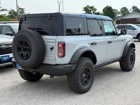 New 2026 Ford Bronco Badlands w/ Wildtrak Package AWD/4WD image 3